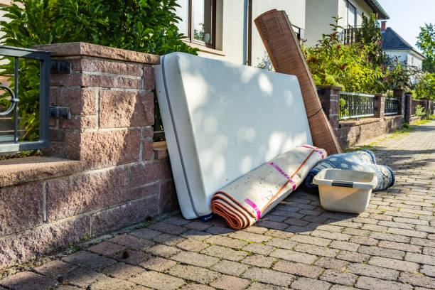 Full-Service Junk Removal in Carlisle, IA